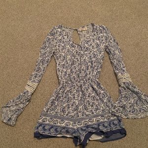 Hollister long sleeve floral blue romper